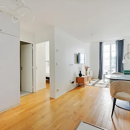 La De Chatelet Apartment